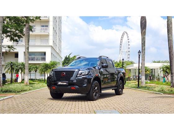 NISSAN FRONTIER 2.3 16V TURBO DIESEL PRO4X CD 4X4 AUTOMÁTICO